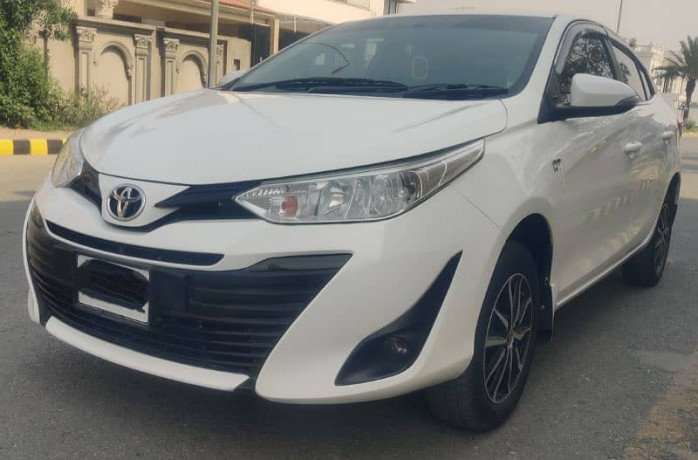toyota-yaris-2021-ativ-13-cvt-big-2