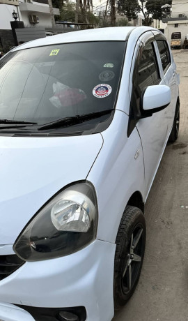 daihatsu-mira-2013-big-9