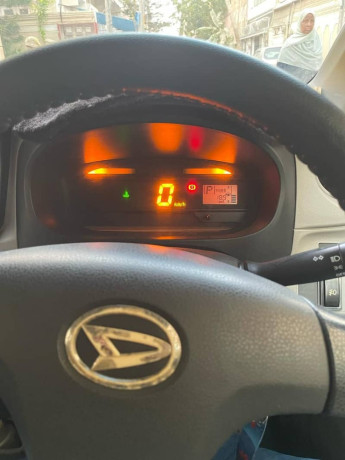 daihatsu-mira-2013-big-5