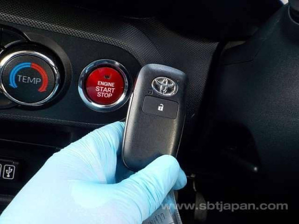 toyota-raize-z-2020-big-11