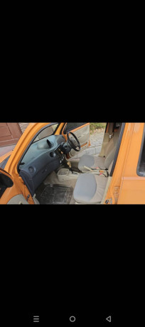 daihatsu-esse-2006-big-6