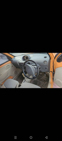 daihatsu-esse-2006-big-5