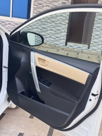 toyota-corolla-gli-2020-big-13