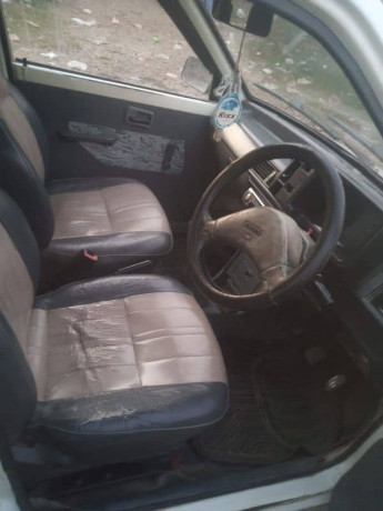 suzuki-mehran-vxr-2002-big-13