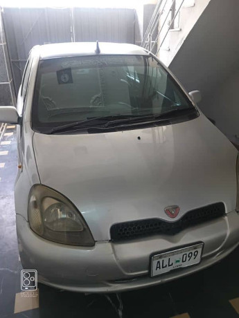 toyota-vitz-2006-big-0