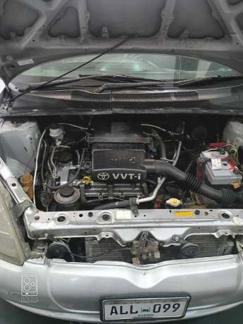 toyota-vitz-2006-big-6