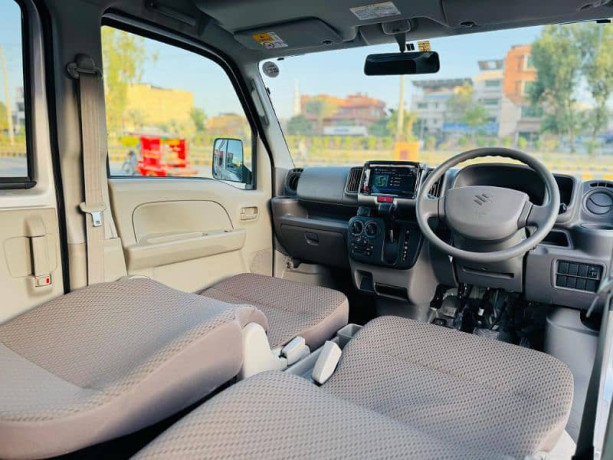suzuki-every-20192024-pc-big-5