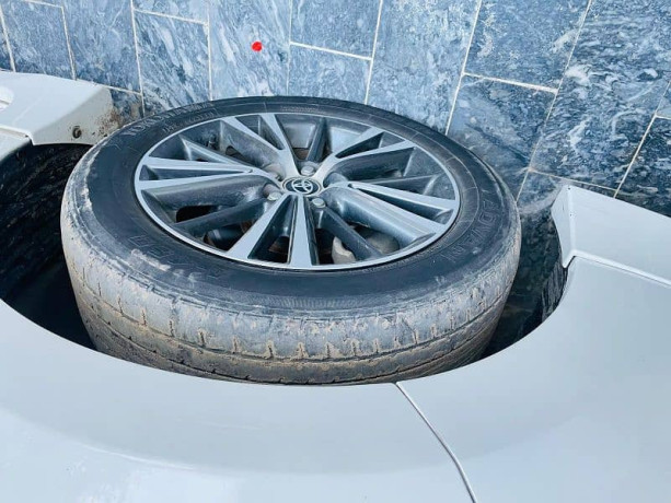 toyota-corolla-altis-2022-big-5