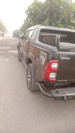 toyota-hilux-vigo-2007-import-2012-big-2