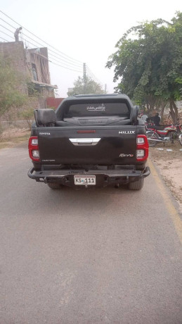 toyota-hilux-vigo-2007-import-2012-big-1