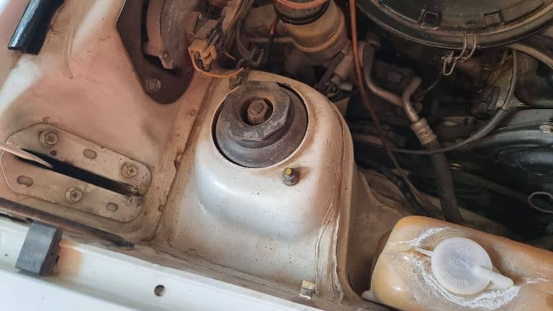 suzuki-mehran-vxr-2004-ac-chill-working-and-original-engine-100-big-5