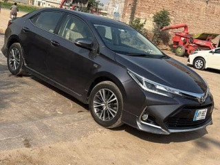 toyota-altis-grande-2020