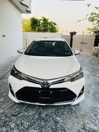 toyota-corolla-altis-grande-18-2021-model-big-0