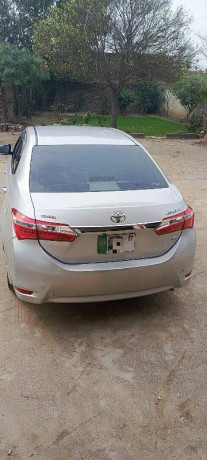 toyota-corolla-gli-2017-total-jeneioun-big-6