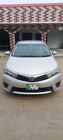toyota-corolla-gli-2017-total-jeneioun-big-0