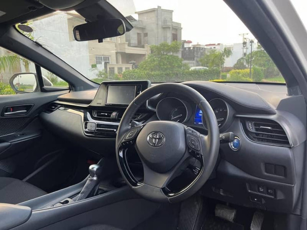 toyota-chr-big-3