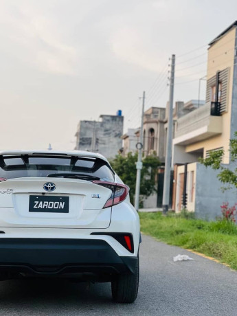 toyota-chr-big-5