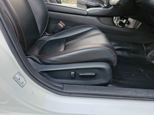 honda-civic-turbo-15-2019-big-14