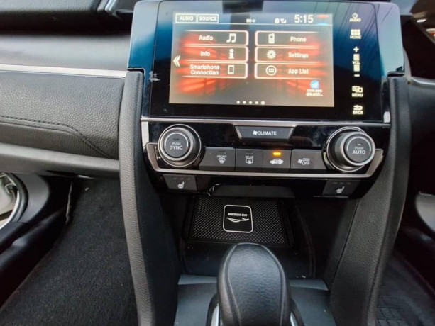 honda-civic-turbo-15-2019-big-17