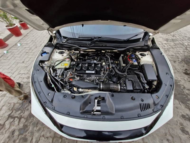honda-civic-turbo-15-2019-big-11
