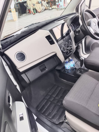 suzuki-wagon-r-ags-2022-big-10