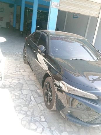 honda-civic-rs-2025-big-12