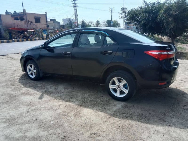 toyota-corolla-gli-2014-big-1