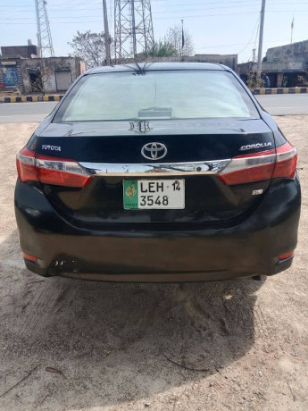 toyota-corolla-gli-2014-big-3