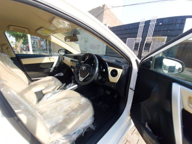 toyota-corolla-altis-2022-big-5