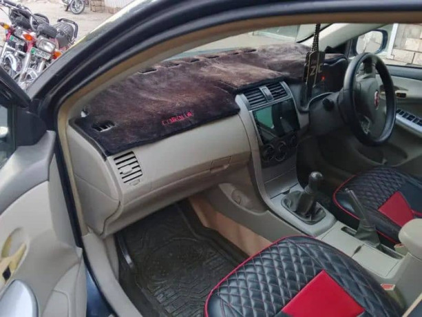 toyota-corolla-gli-2010-big-8