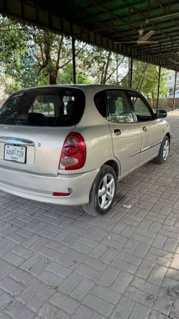 toyota-duet-2003-big-5