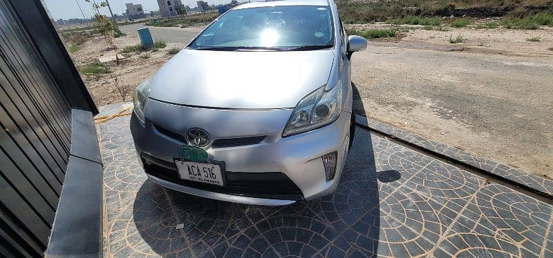 toyota-prius-2012-import-16-big-2
