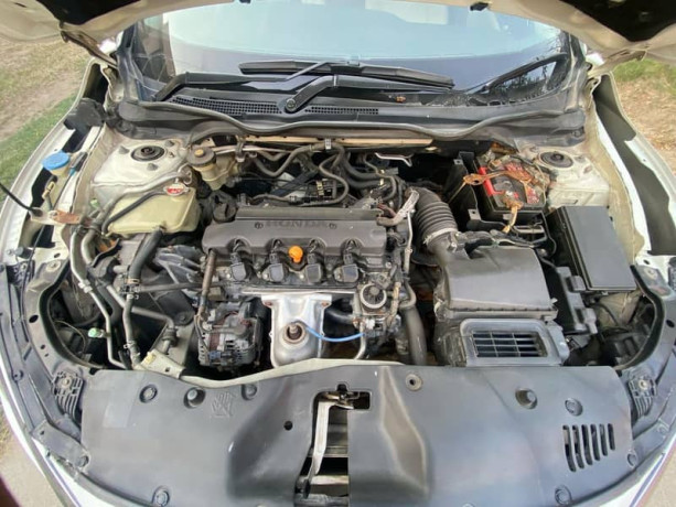 honda-civic-oriel-18-big-5