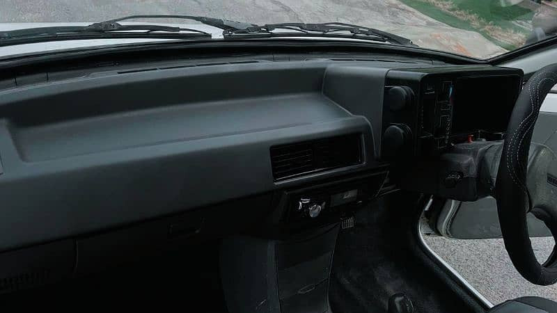 suzuki-mehran-vxr-2018-big-9