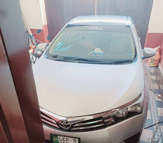 toyota-corolla-gli-2016-big-3