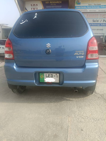suzuki-alto-vxr-2011-big-0
