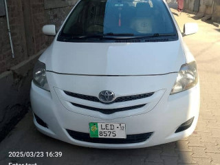 toyota-belta-2007