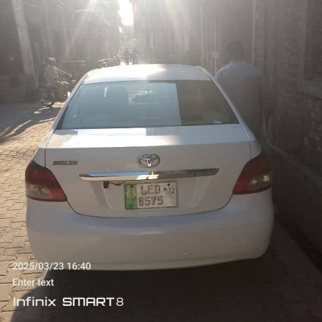 toyota-belta-2007-big-1