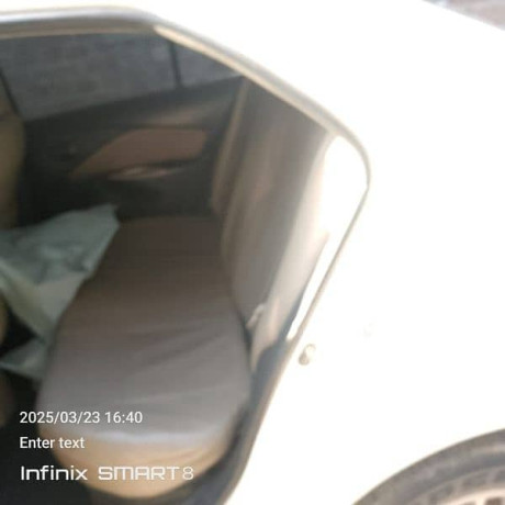 toyota-belta-2007-big-2