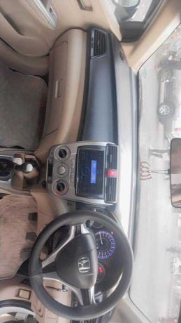 honda-city-15l-cvt-big-2