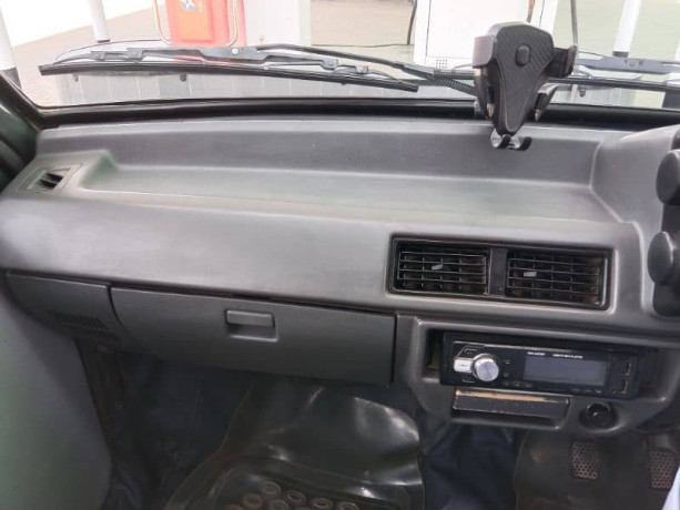 suzuki-mehran-vx-2011-big-3