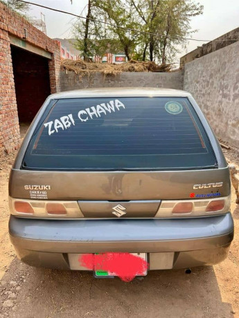 suzuki-cultus-2010-big-7