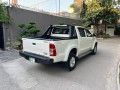 toyota-hilux-2016-small-2