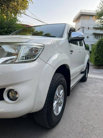 toyota-hilux-2016-big-5
