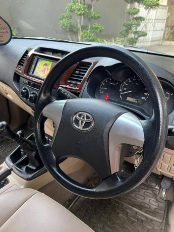 toyota-hilux-2016-big-10