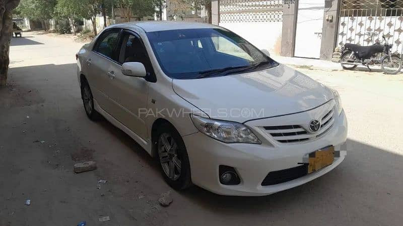 toyota-corolla-gli-16-vvti-model-2013-automatic-transmission-big-1