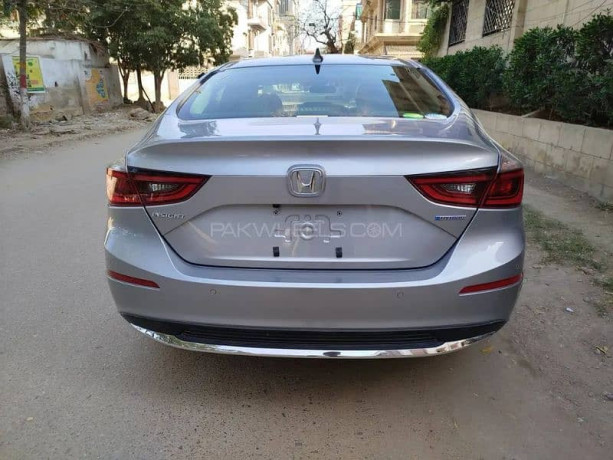 honda-insight-ex-model-2019-unregistered-big-4