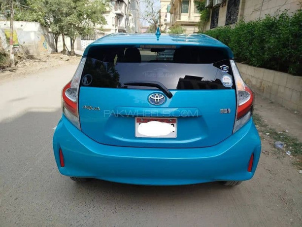 toyota-aqua-s-package-model-2017-big-5