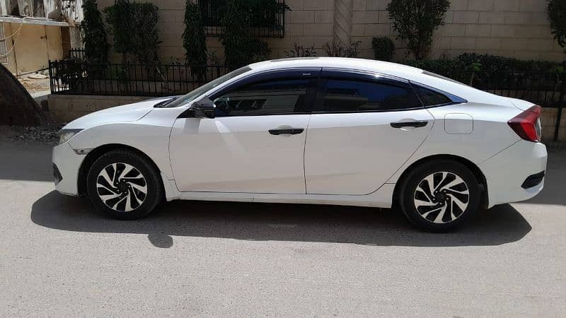 honda-civic-vti-oriel-prosmatec-model-2019-big-6