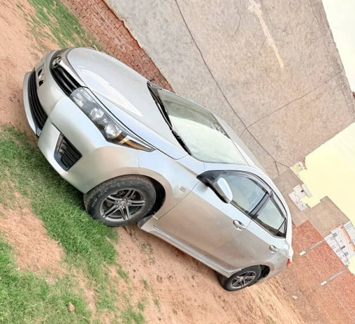 toyota-corolla-gli-2015-big-4